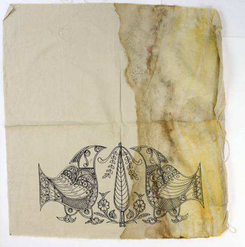 Μοτίβο με πουλιά και λουλούδια